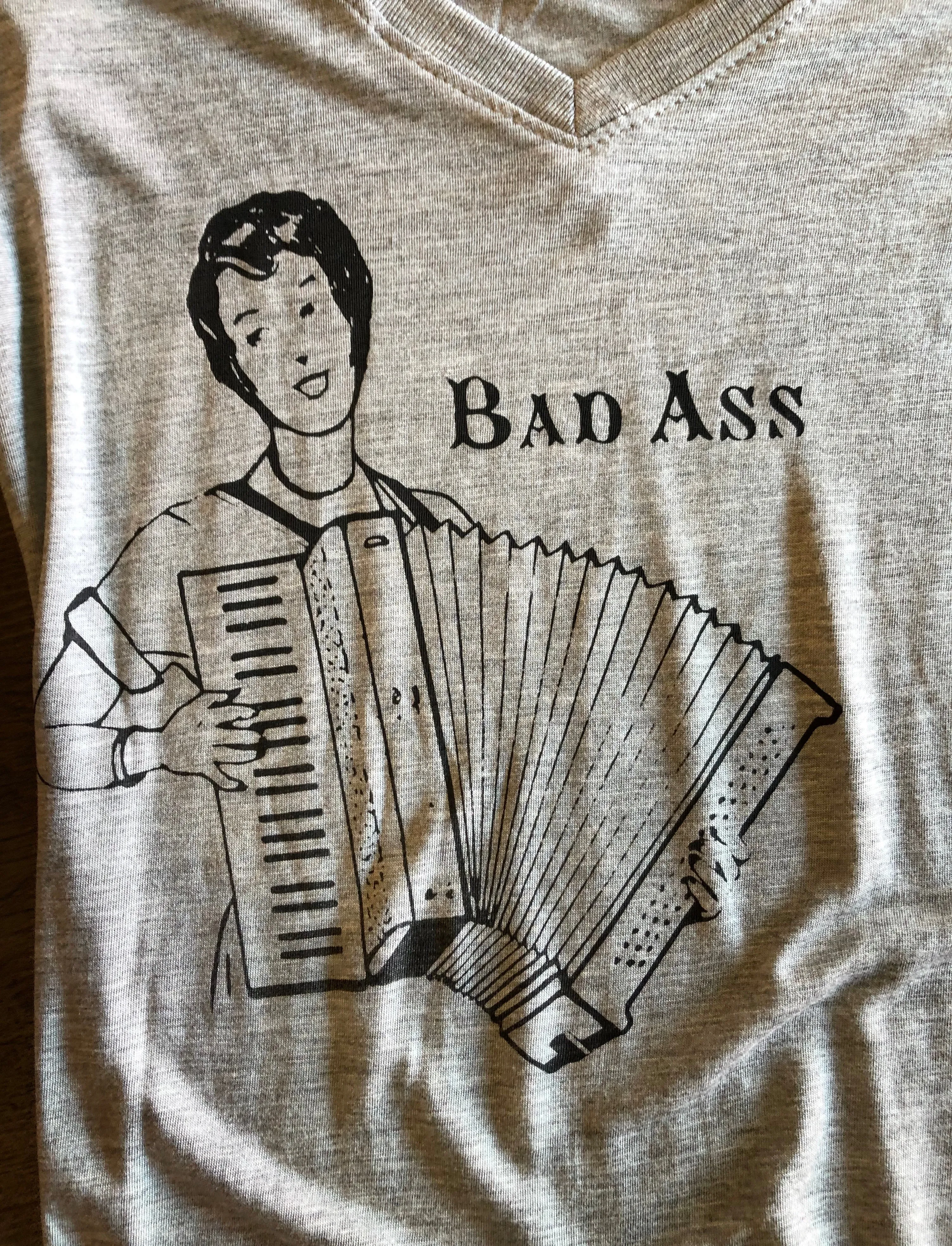 T-Shirt - BAD ASS