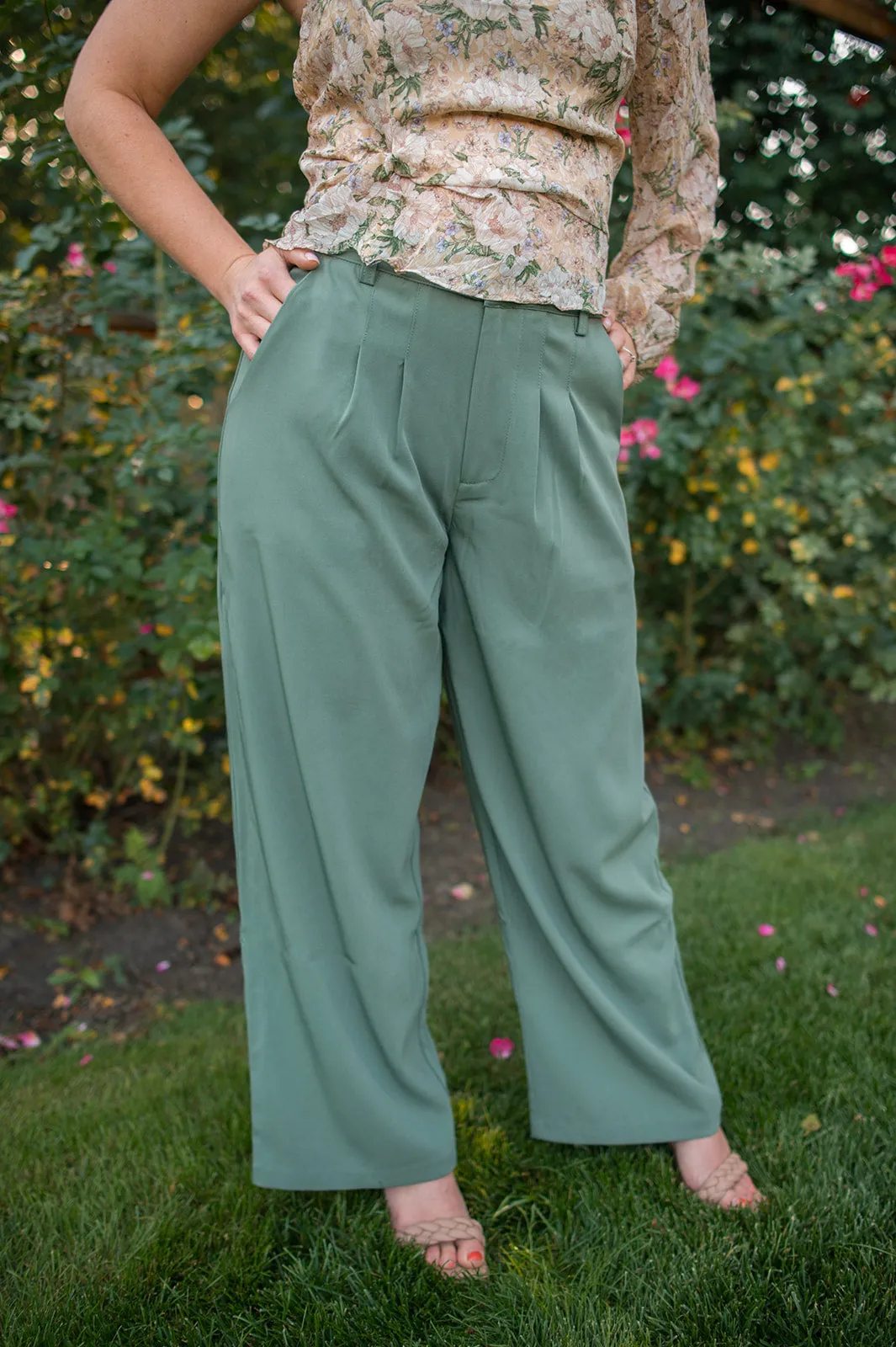 The Cool Classic Pant - Sage Green