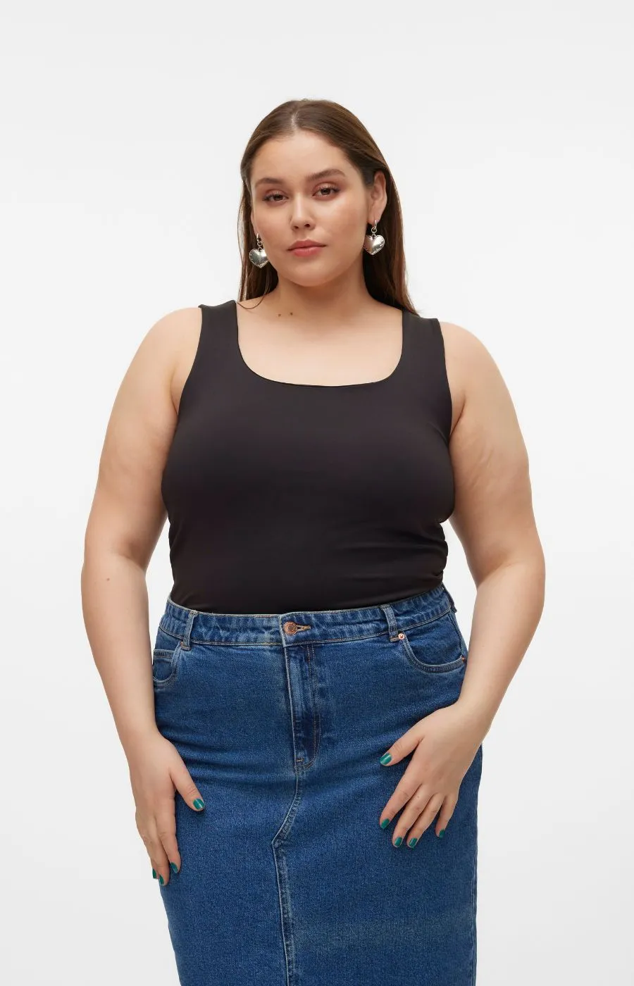 Vero Moda Curve Million Vest Top in Black